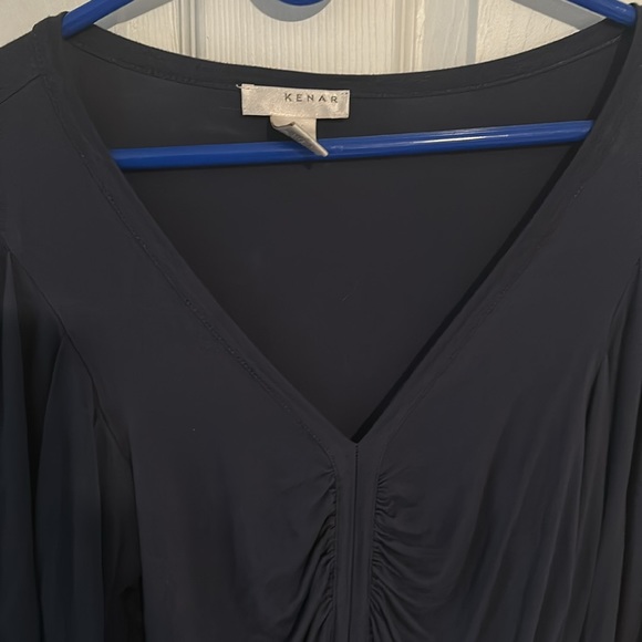 Kenar size M gray top. v neck and ruched. balloon sleeves with elastic - Picture 3 of 11